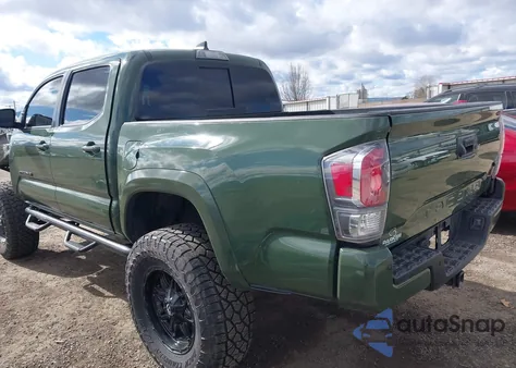 2021 Toyota Tacoma Trd Sport z USA, uszkodzony, nr VIN 3TYCZ5ANXMT031077